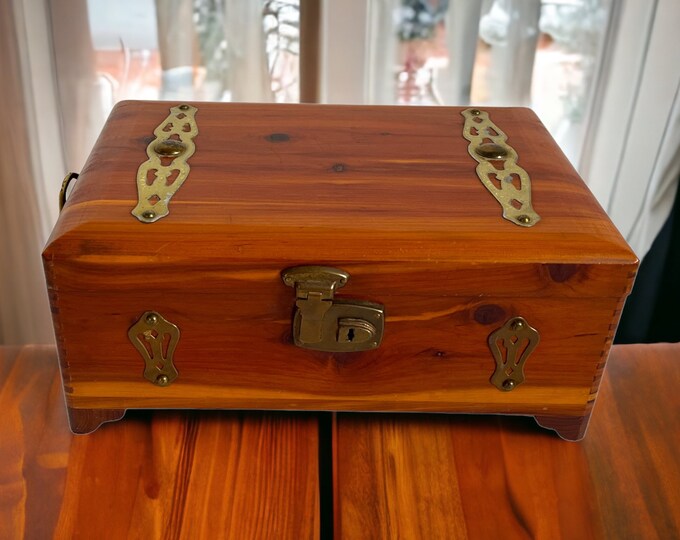 Vintage Wood Box w/ Brass Hardware - Mirror & Hinged Lid - Shabby Chic Rustic Home Decor Keepsake w/ Brass Hardware