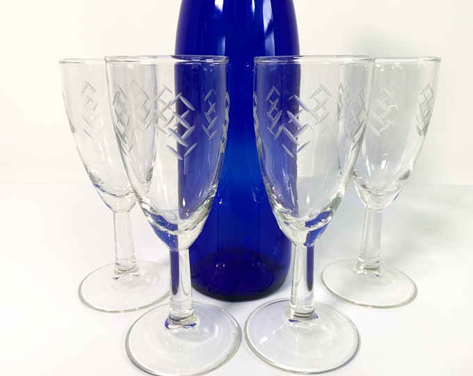 Vintage Set 4 Etched Wine Glasses - Four Large Clear Retro Cocktail Glass w/ Crosshatch Motif
