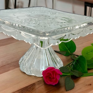 Clear cake plates online