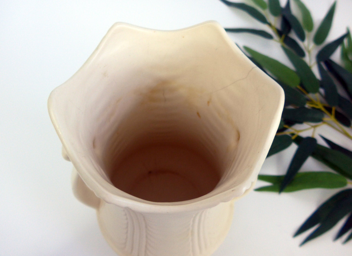 RARE Vintage Hull 2199 White / Cream Pottery Vase Art Deco Unique