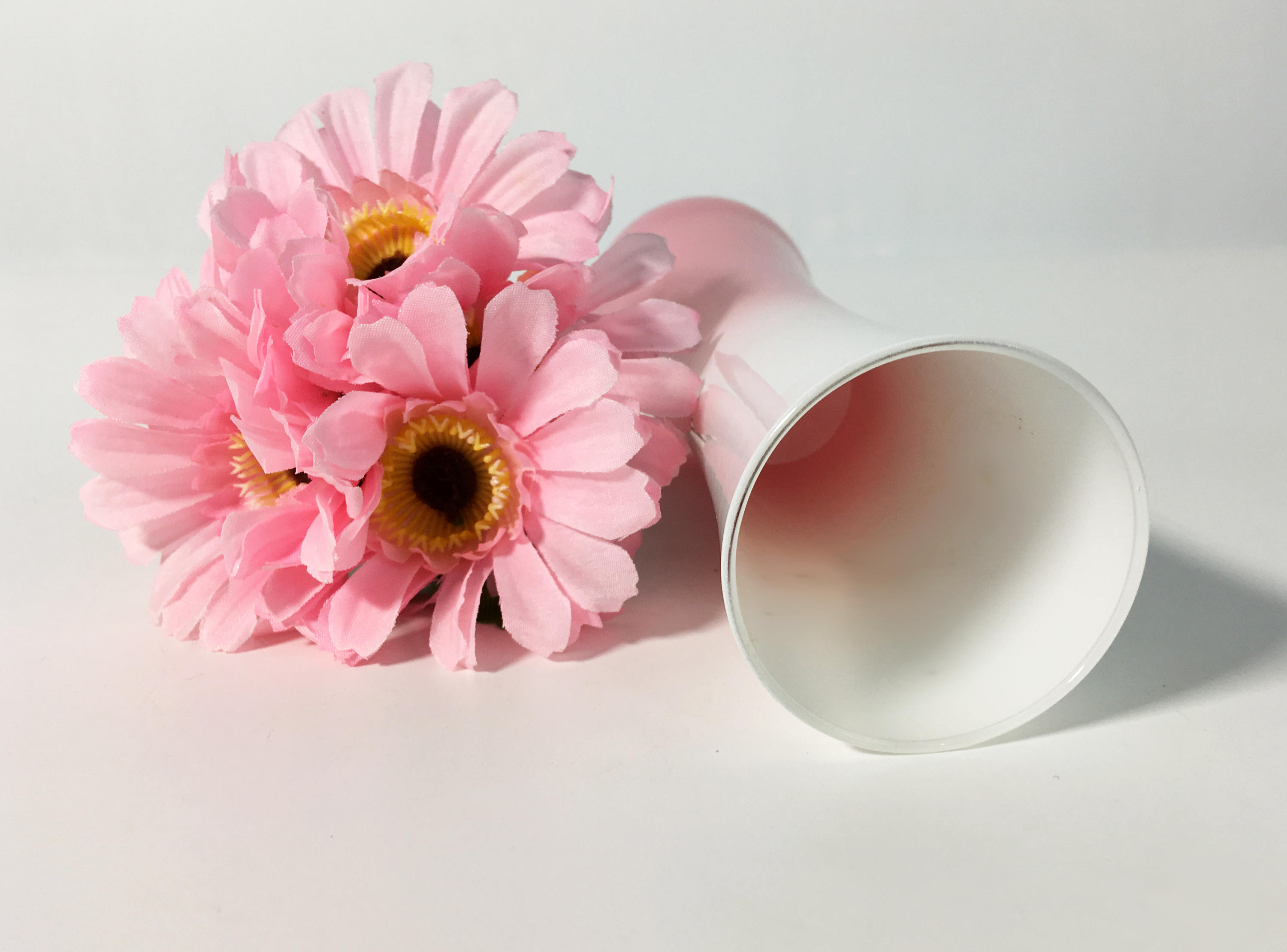 Vintage Libbey Pink Ombre Bud Vase Retro Pink White Glass Flower Vase
