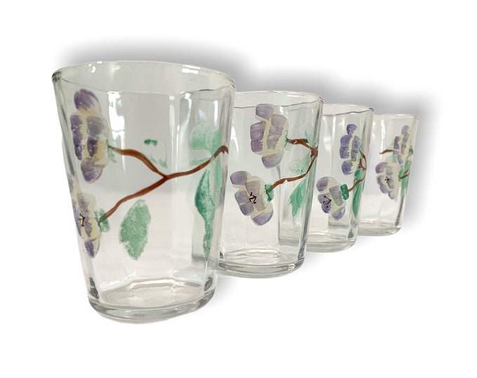 4 Vintage Short Tumblers w/ Hand Painted Pansy Purple & Green Flower Design - Set of Four Antique Retro Glasses Subtle Panels