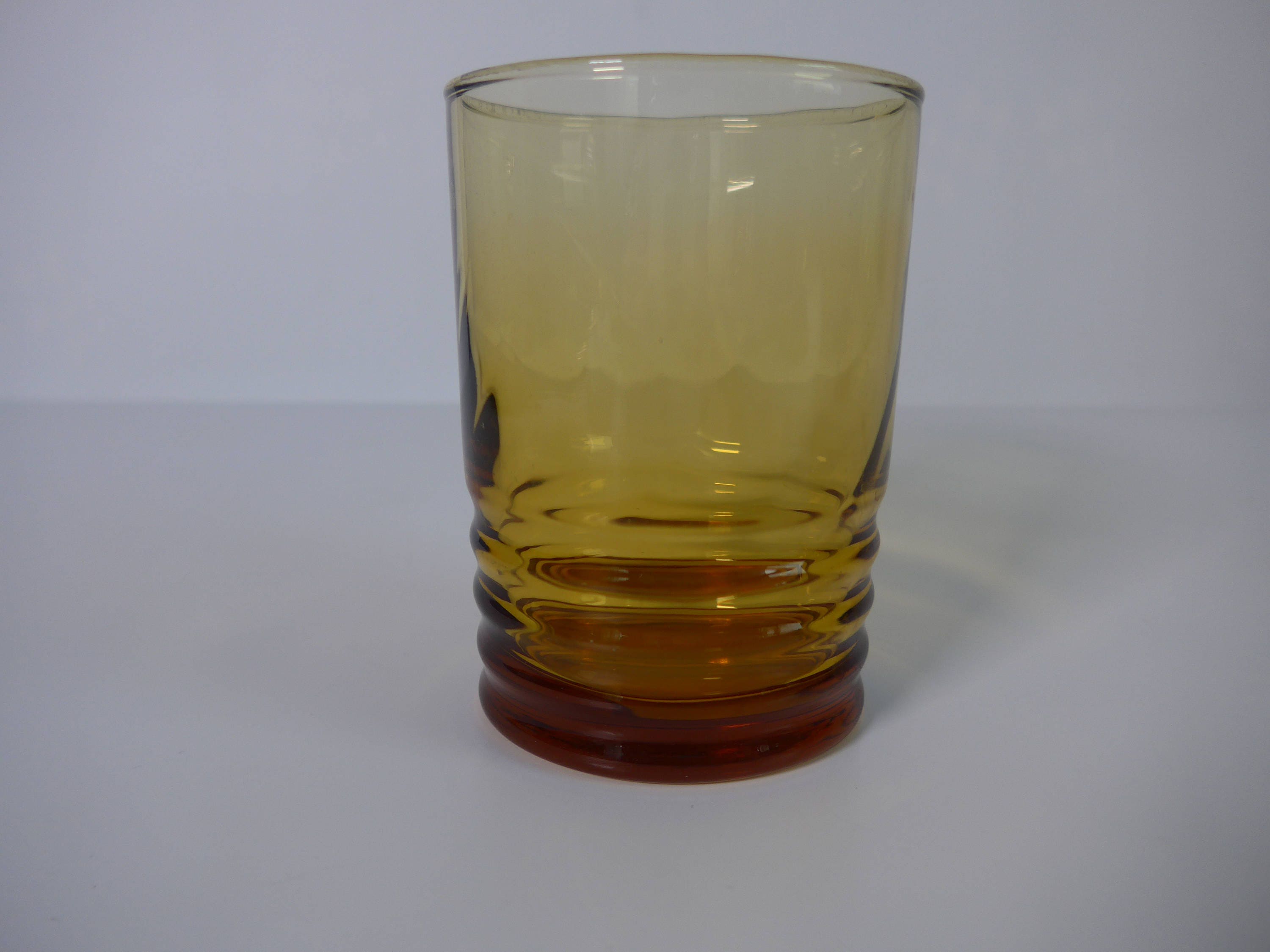 Amber Glass Mugs (pair) — Manual