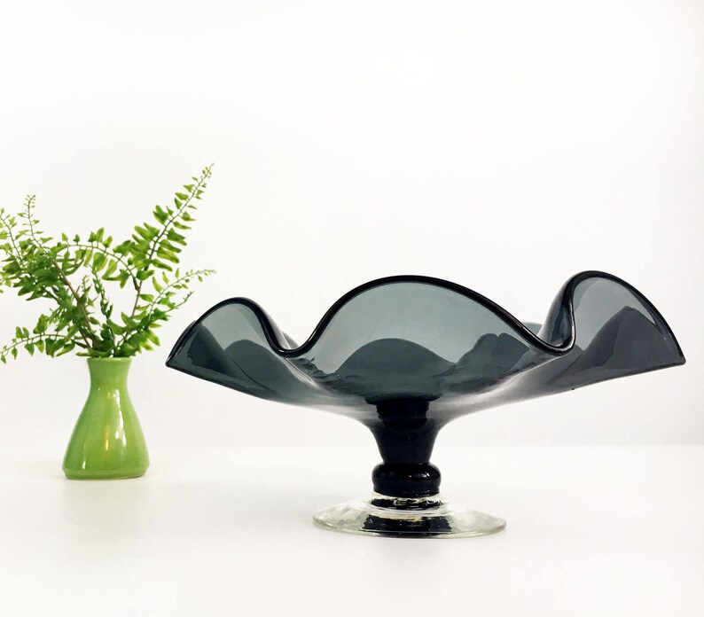 Ruffle Edges Decorative Glassware Vintage Smokey Grey Glass Compote Candy Dish Mid Century Modern Home Decor Large Gray Pedestal Bowl