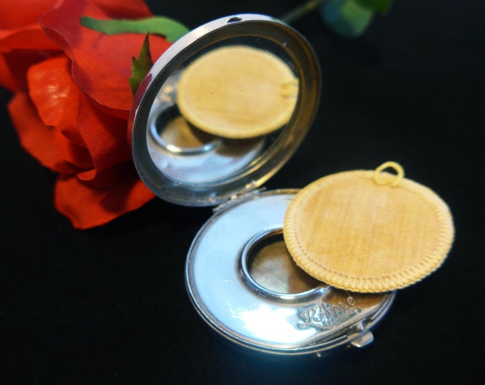 Antique Compact La May L'Ame Silver tone Metal Etched w/ Powder Compartment & Mirror - Vintage Roystone Makeup Case