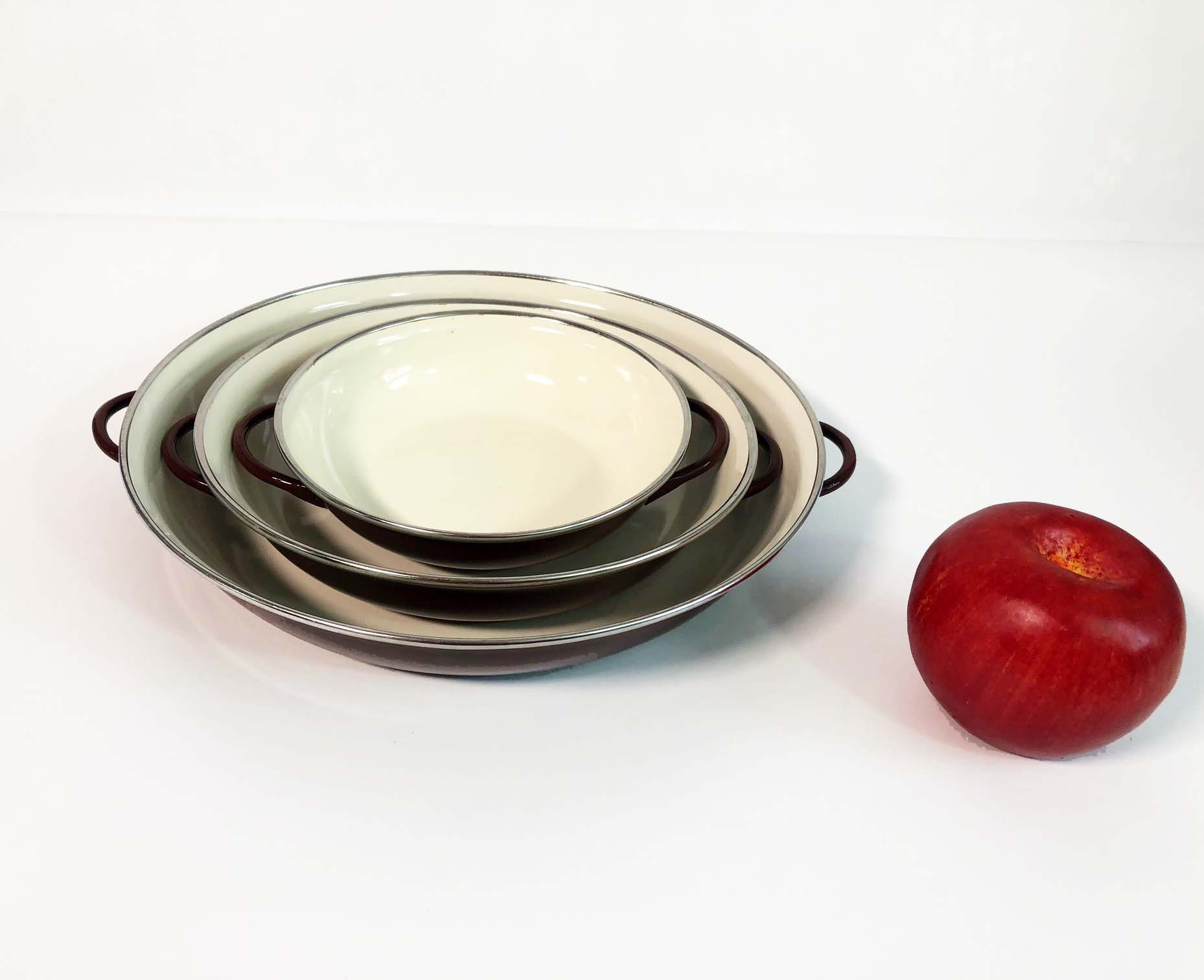 Vintage Enamelware Serving Bowls Handled Nesting Brown/Tan or Cream