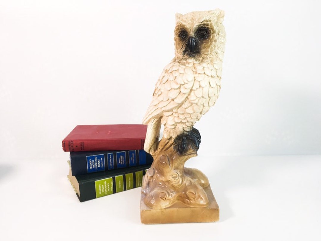 Large Vintage Owl Statue Chalkware Bird Woodland Cabin / Cottage Decor