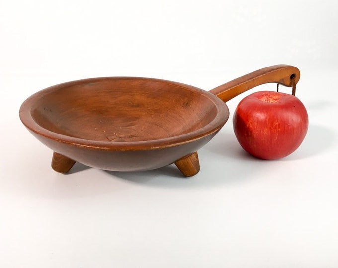 Vintage Munising Wood Bowl w/ Handle - Retro Wooden Serving Kitchen Home Decor -