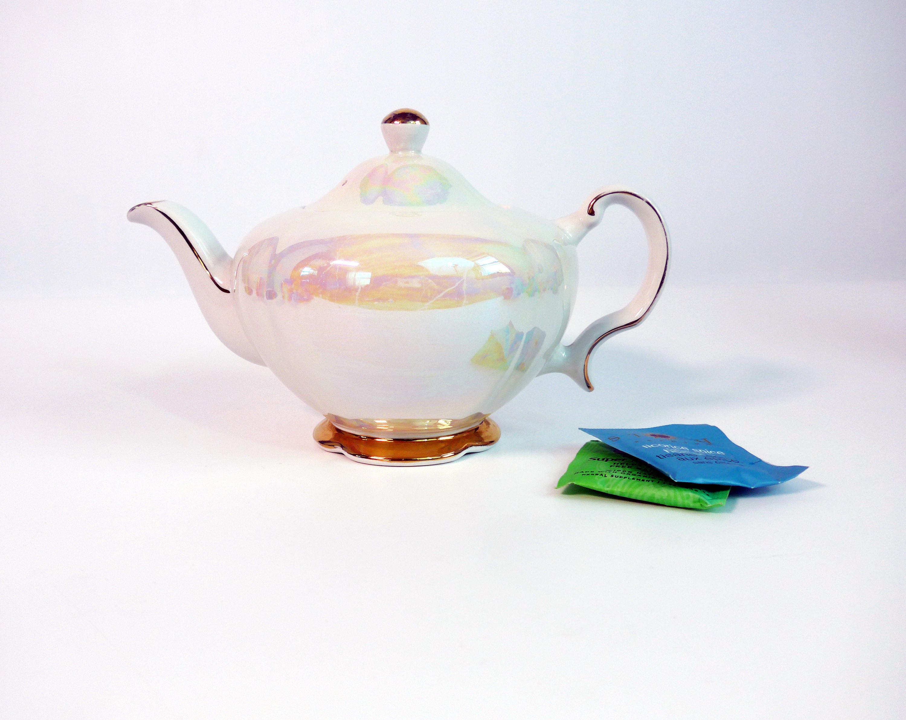 Vintage Ellgreave Ironstone Lusterware Teapot w Lid Cream White w Gold Trim England Tea Pot Kitchen HEATMASTER Iridescent Finish