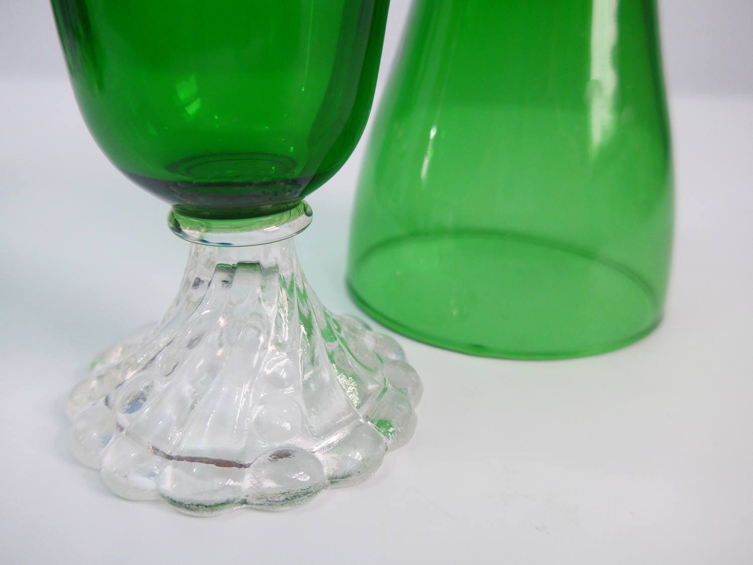 Victor Bubble Glass Tumbler Green - Home Barn Vintage