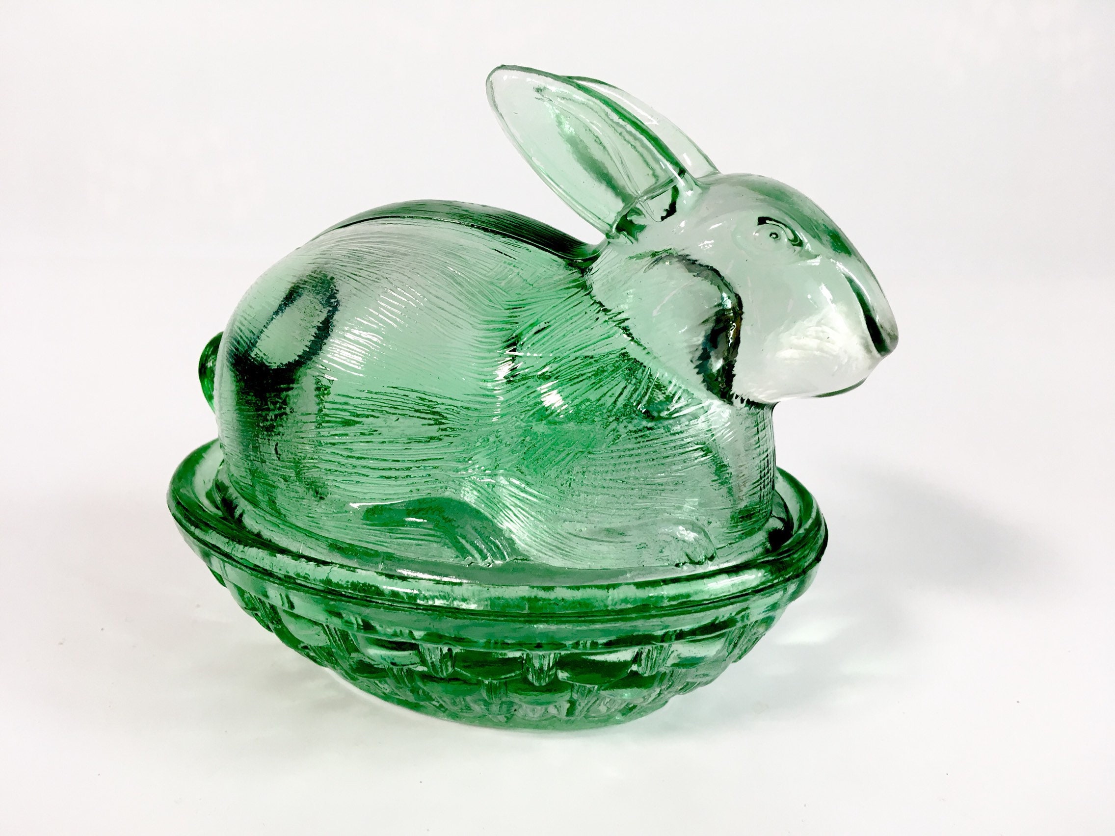 Vintage L E Smith Green Glass Rabbit or Bunny Trinket Jar w/ Lid
