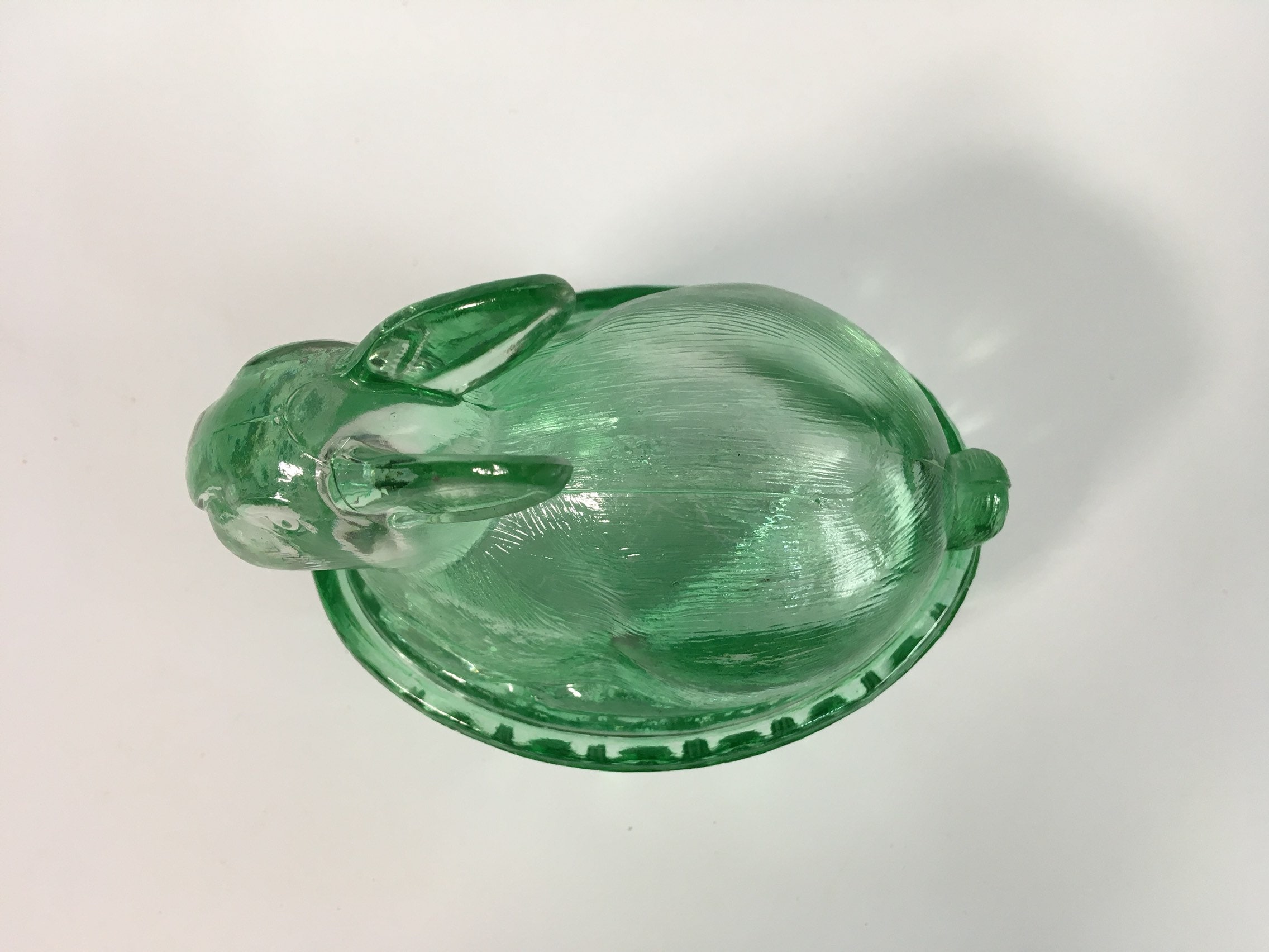 Vintage L E Smith Green Glass Rabbit or Bunny Trinket Jar w/ Lid