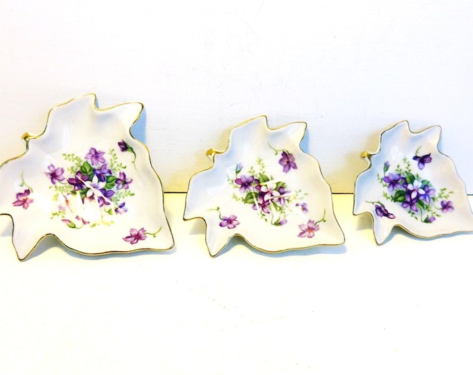 Vintage Lefton Violet Ashtrays: Mid Century Stacking Leaf Dishes