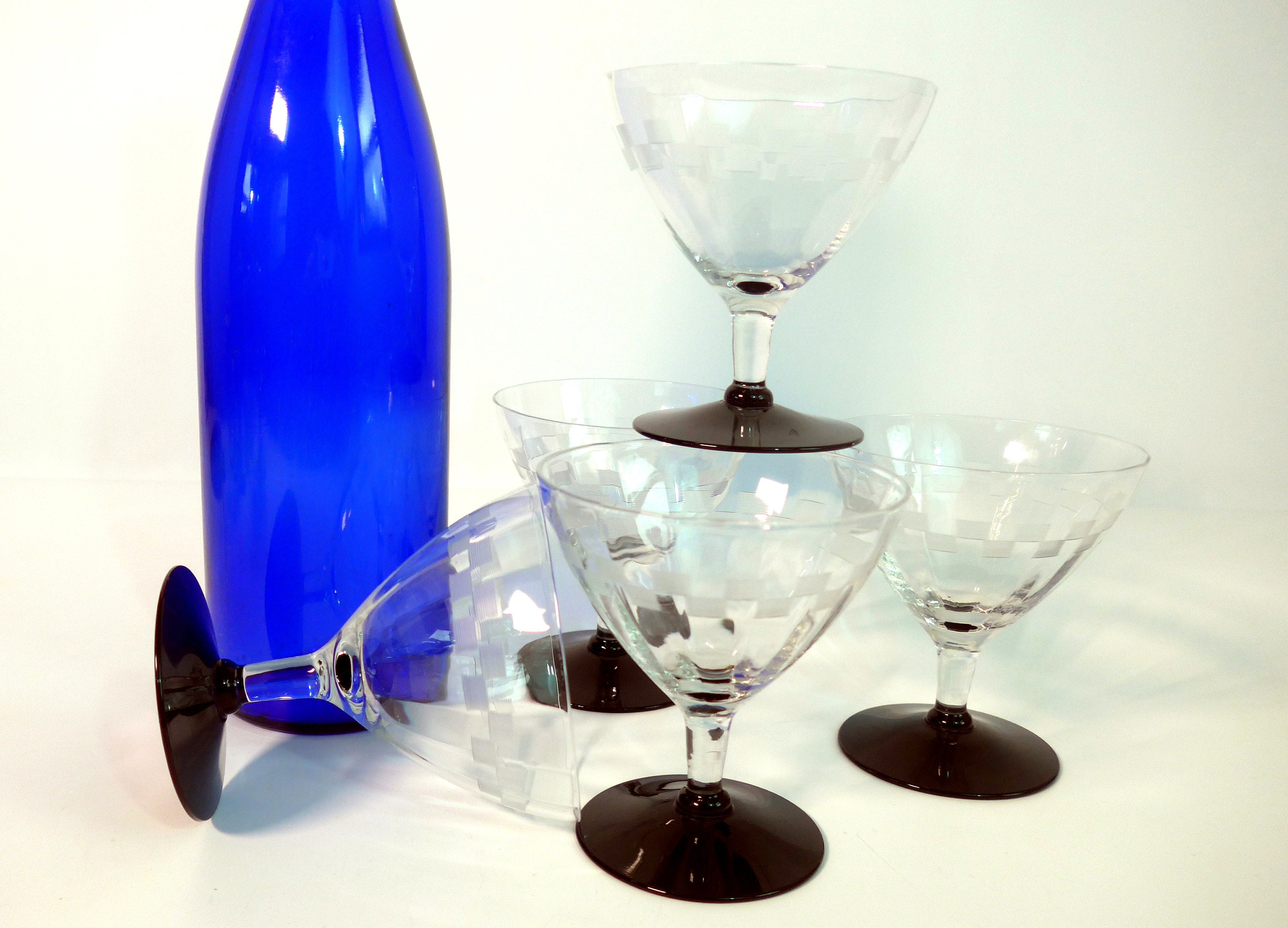 Vintage Set 6 Unique Etched Champagne / Wine Glasses 6 Clear Stem