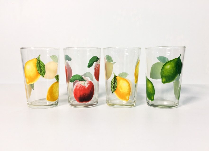 Set of 4 Vintage Fruit Design Juice Glasses Red Green Yellow Apple