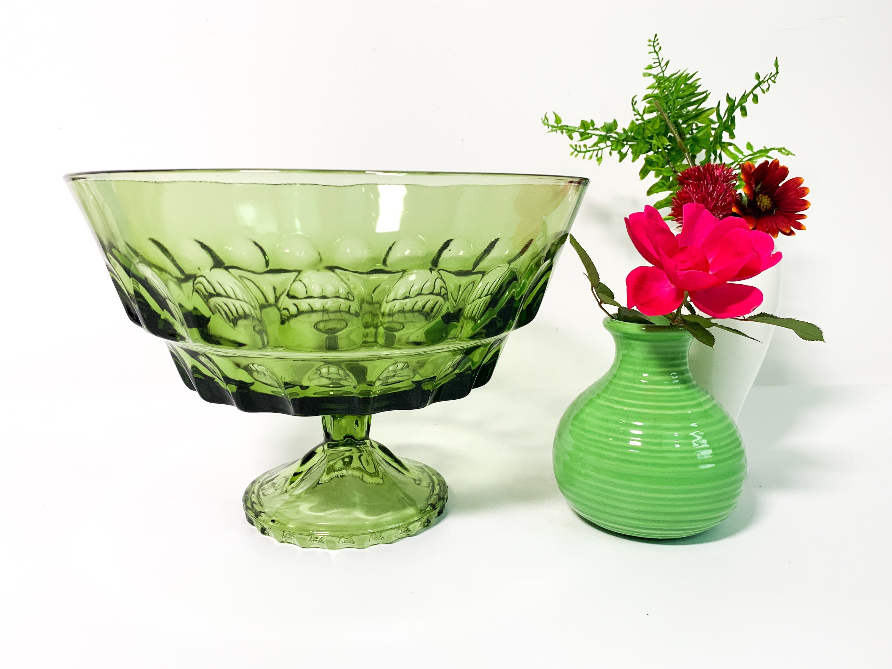 Vintage Regaline Green Pedestal Bowl Fruit Dish Lattice USA 9.25” Retro  Plastic
