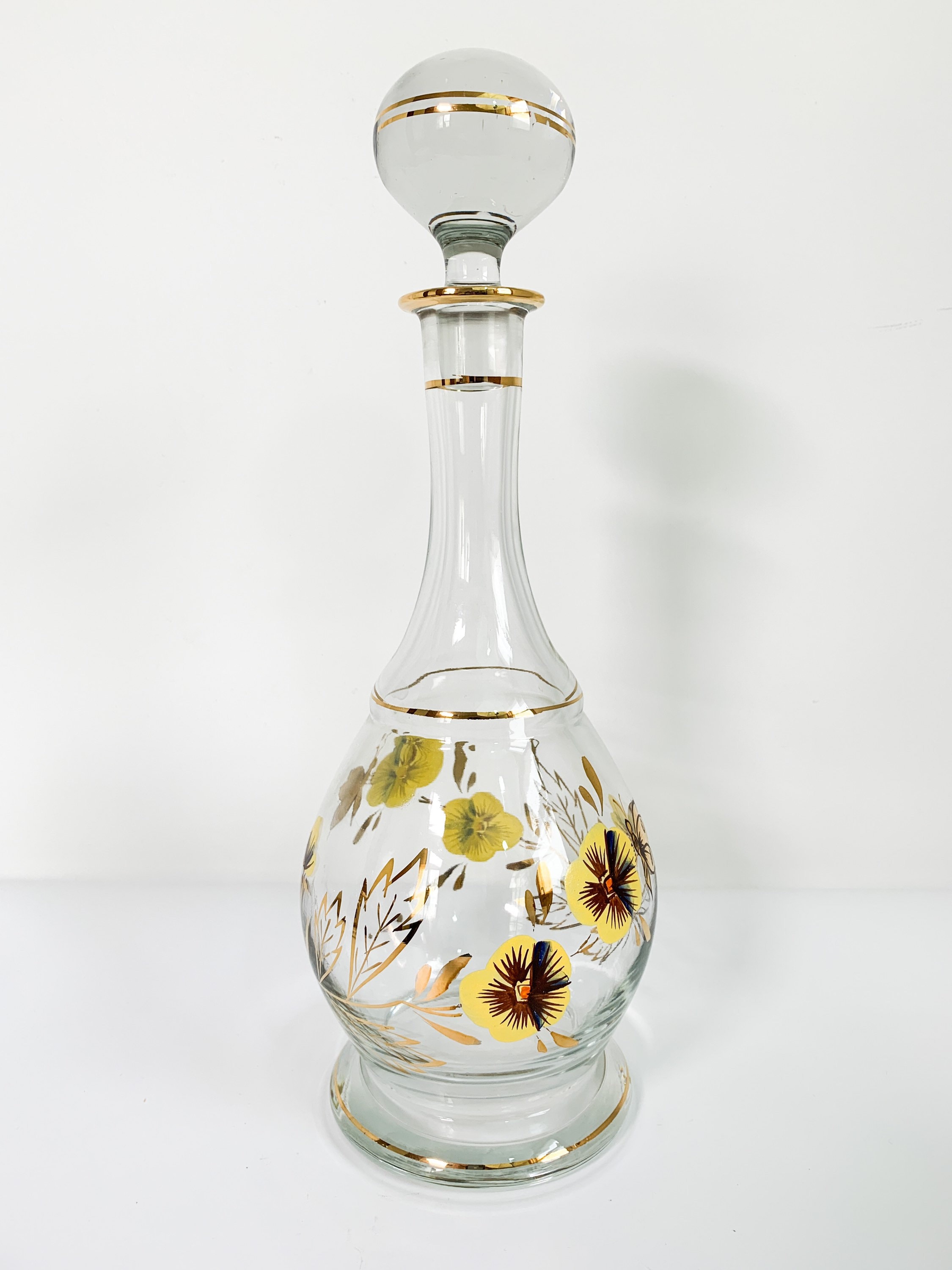 gallerymichel Hand Painted Clear Glass Decanter Set with Daisy Pattern