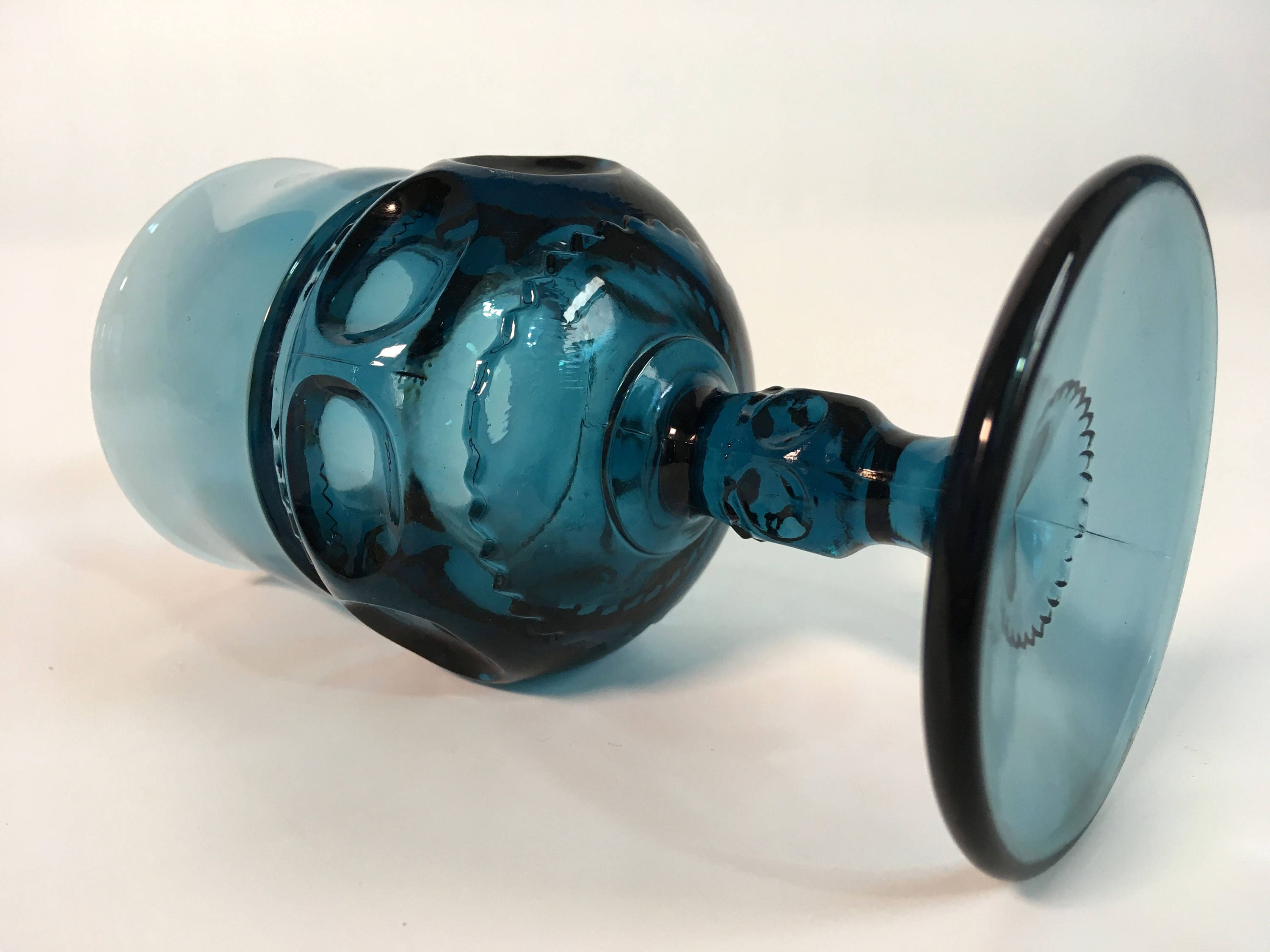 4 Vintage Blue Glass Wine Water Glasses Decorative Sides & Stems w