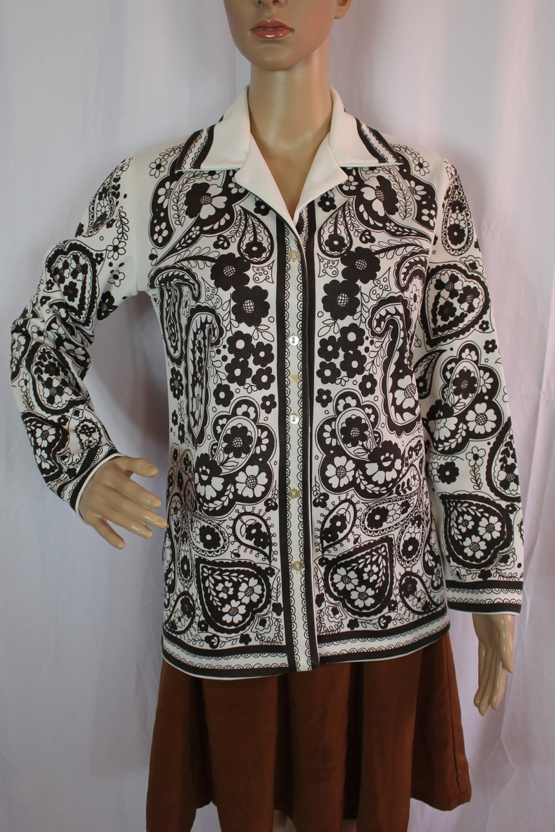 Vintage brown and white long sleeve polyester top