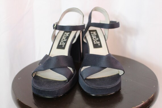 mudd platform sandals