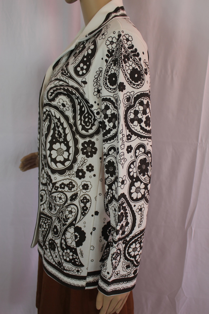 Vintage brown and white long sleeve polyester top