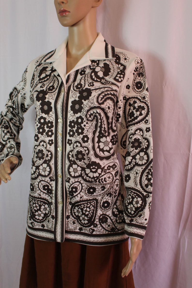 Vintage brown and white long sleeve polyester top