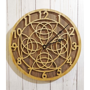 Triquetra Wall Clock, Celtic Knot Decor, Trinity Knot, Celtic Gift, Home Decor, Anniversary Gift, Wedding Gift, Housewarming Gift Celtic Art