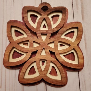 Celtic Knot Decor, Celtic Gift, Home Decor, Anniversary Gift, Wedding Gift, Housewarming Gift, Celtic Art, Scroll Saw Art, Layered Wood Sign