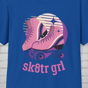 Rolling Skating girl t-shirt apparel, Roller Skates shirt, Urban skater fashion, Skater chick shirt, Street tee, Roller Skating Gift