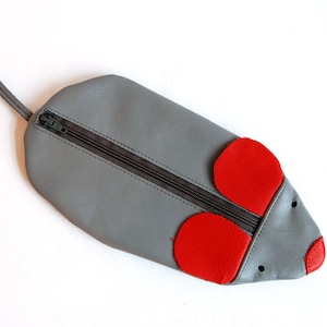 Estuche de piel ratón gris con cremallera