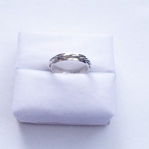 Sterling Silver Ring. Twisted Wire band Ring image 4