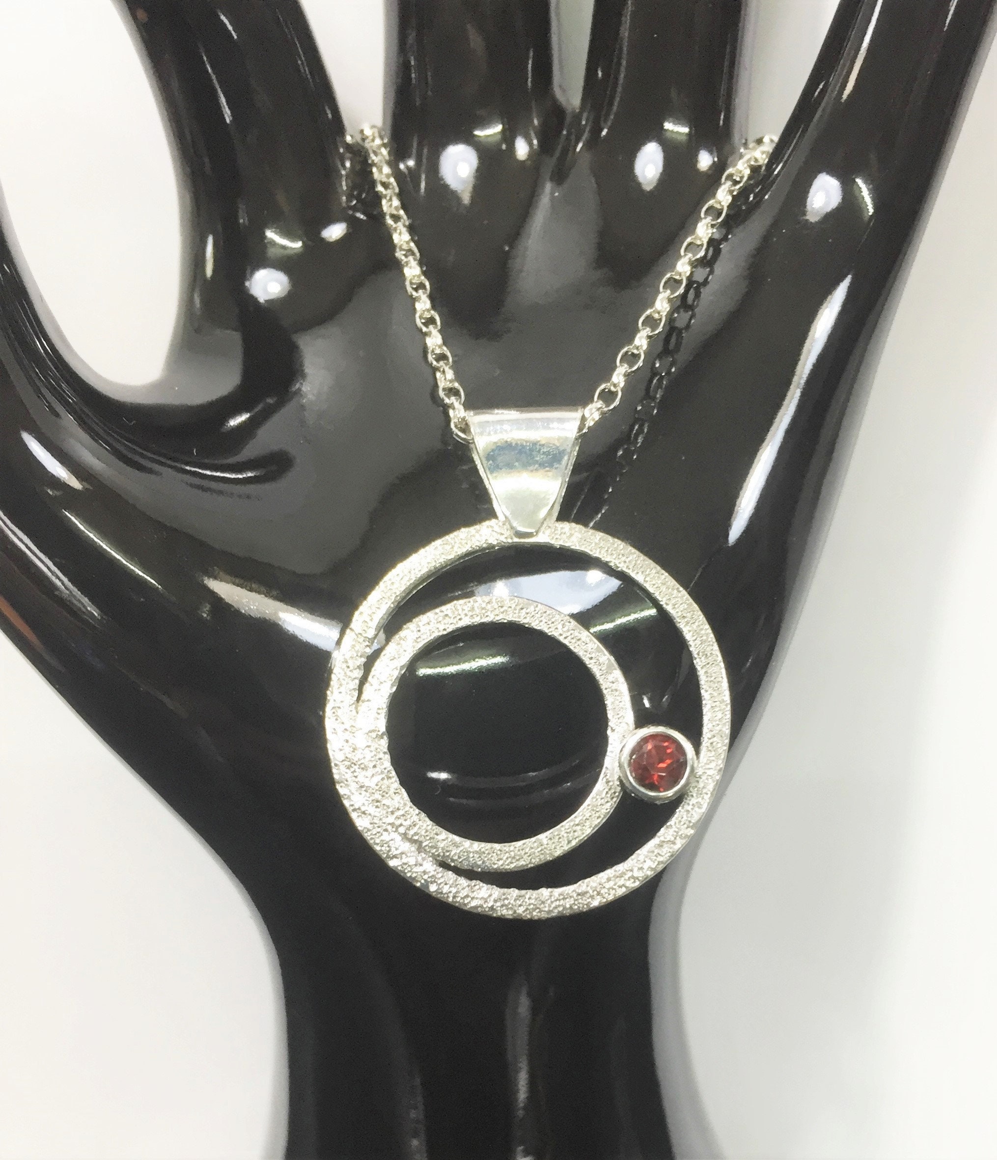 AAA + Natural Rosa Granate Plata De Ley Colgante De Lujo ~ Piedra