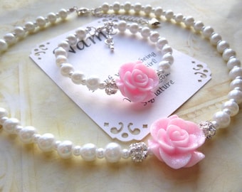 Perlen Blumenmädchen Schmuck Set: Glitzer Rose Kette & Armband