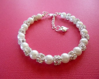 Pearl & Rhinestone Bracelet. Bridesmaid Gift, Bridesmaid Gifts, Maid of Honor Gift, Birthday Gift, Pearl Bracelet, Christmas Gift