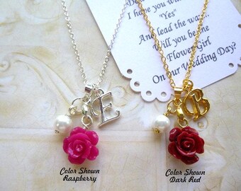 Gepersonaliseerde rozenketting: cadeau bloemenmeisje, eerste bedel,