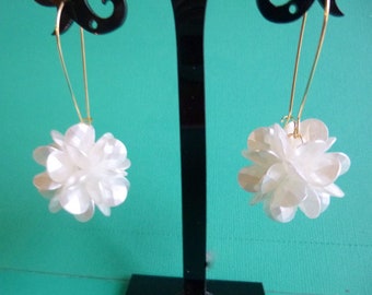White Flower Ball Design Elegant Cluster Earrings, Alloy Silver Plated Dangle Earrings, Wedding Jewelry, Trendy Gift For Women, E574