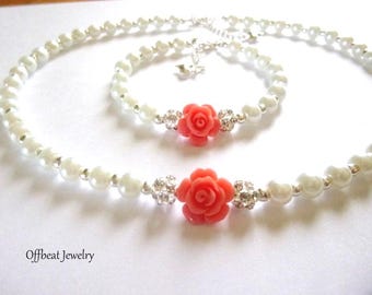 Perlen Blumenmädchen Schmuck Set: Rosenkette & Armband
