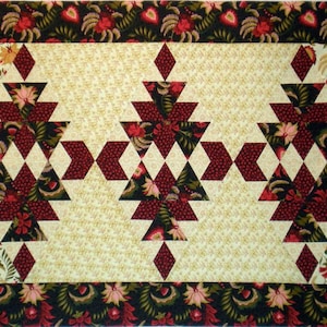 Magic Triangles Wall or Table Runner PATTERN image 1