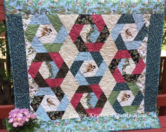 Twisted Hexagon with Festive Chickadees PATTERN