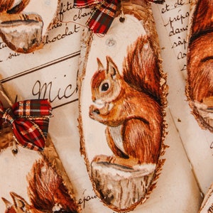 Ornement écureuil squirrel woodland Christmas Noël automne autumn fairytale folk fall cosy hygge cottage farmhouse country seasonal decor