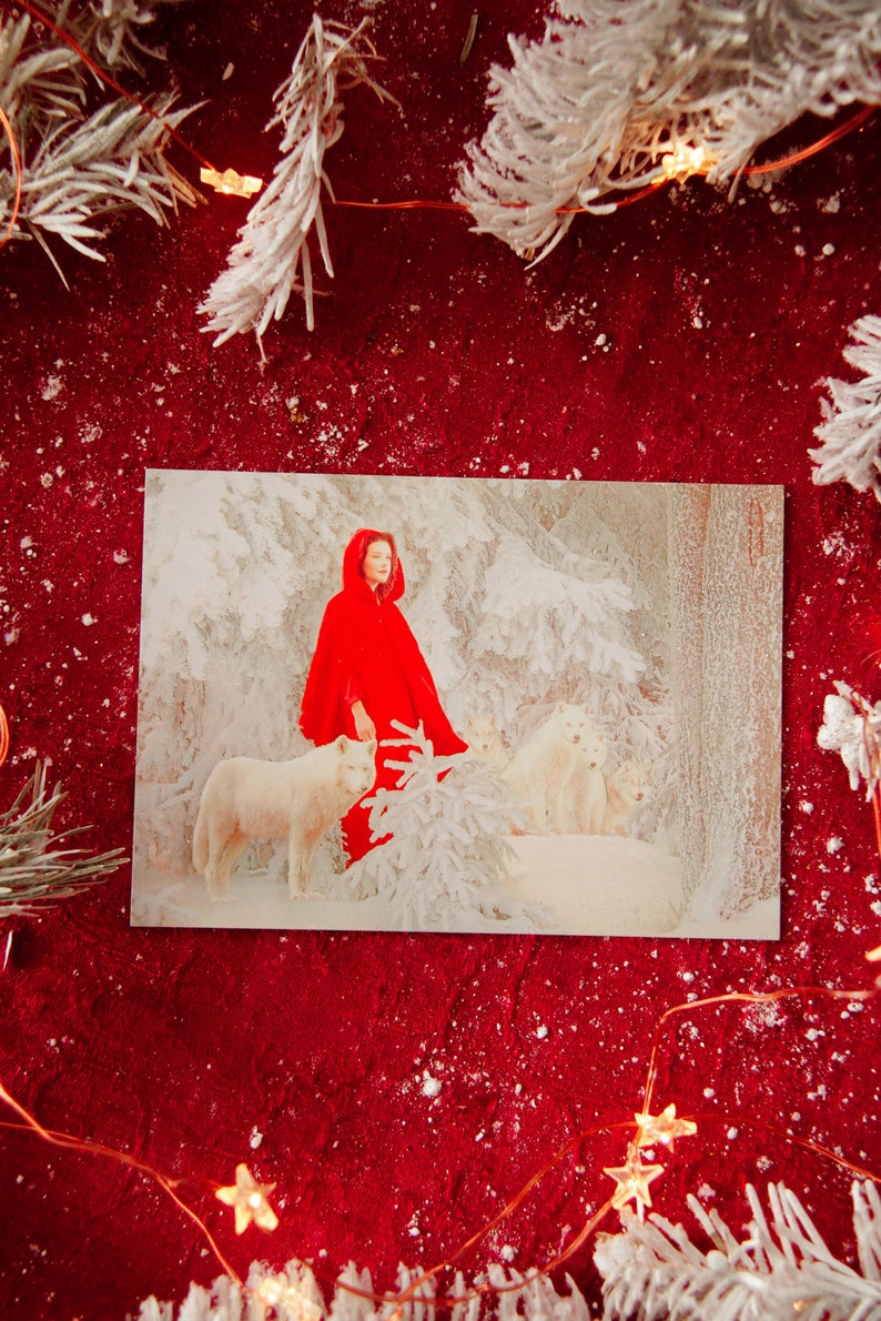 Carte postale photographie d'art "Petit chaperon rouge" Olga Valeska - Christmas Noël winter wonderland fairy tale magic faerie snow hiver image 5