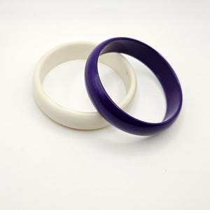 Vintage 80s Bangles 2pc Purple and White