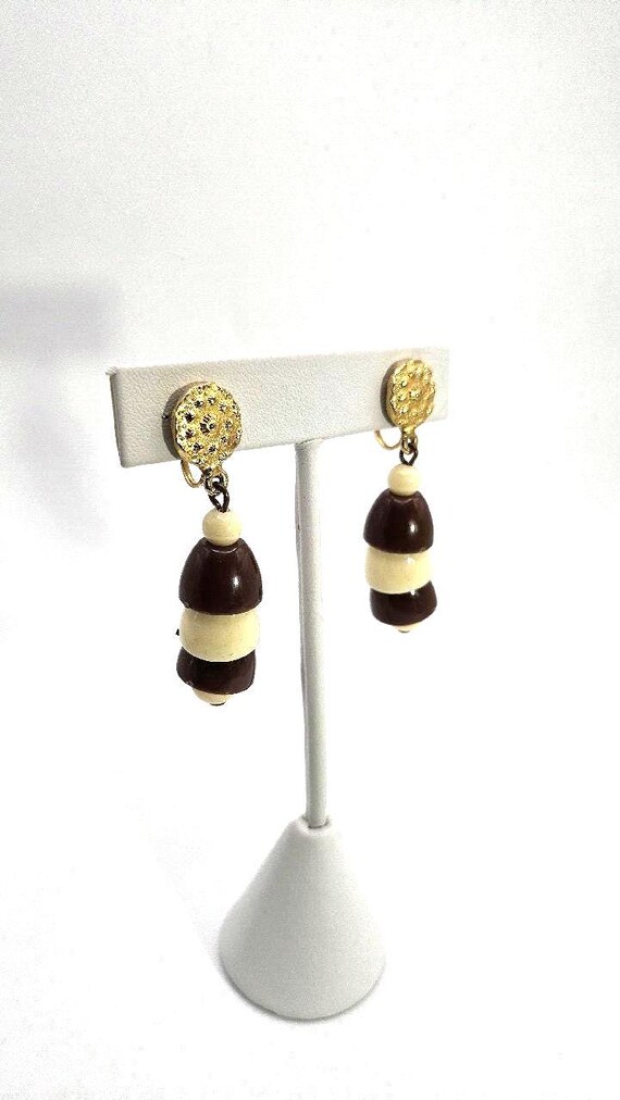 Bakelite Dangle Drop Earrings - image 1