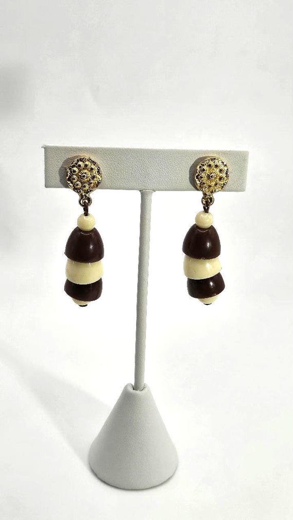 Bakelite Dangle Drop Earrings - image 2