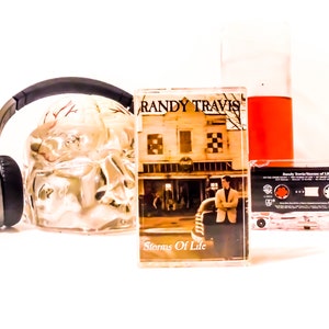 Randy Travis / Storms of Life / Cassette Tape / Country Music Album / 1986 - Warner Bros. Records – 9-25435-4