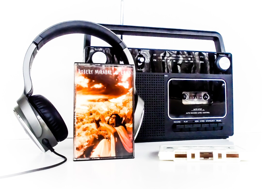 Robert Mirabal Land 1995, Warner Western, 945992 Cassette Tape Flute Indigenous Music Native