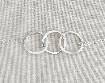 3 Circle Necklace Silver, Eternity 3 Ring Necklace, Interlocking Rings, Three Circles, Entwined Circles