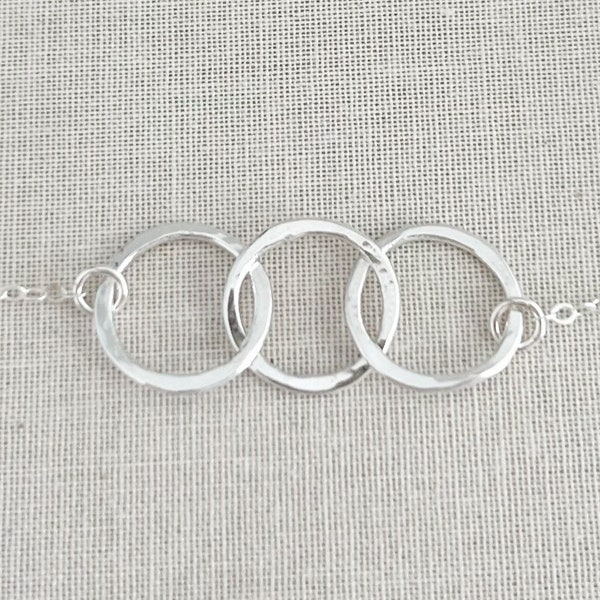 3 Circle Necklace Silver, Eternity 3 Ring Necklace, Interlocking Rings, Three Circles, Entwined Circles