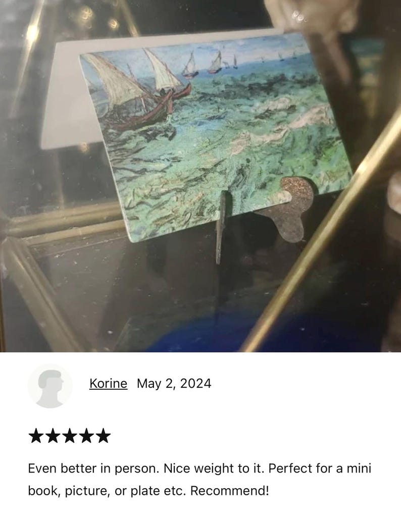 unique rusty miniature plate stand, tiny display, roombox, diorama, mini picture book holder for doll, 1:12 scale dollhouse, handmade in USA afbeelding 11