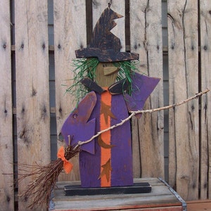 Witch Wood Craft Pattern for Fall & Halloween